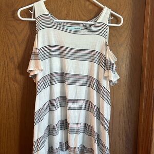 Maurice’s Cold Shoulder T-shirt